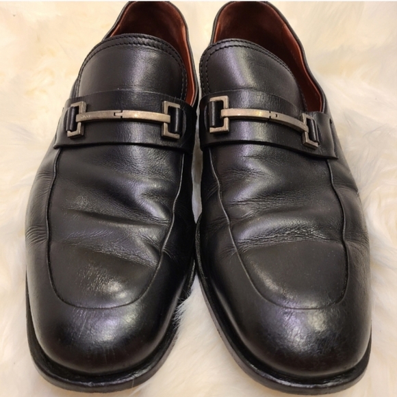 Gucci Other - Auth gucci vintage loafers/shoes